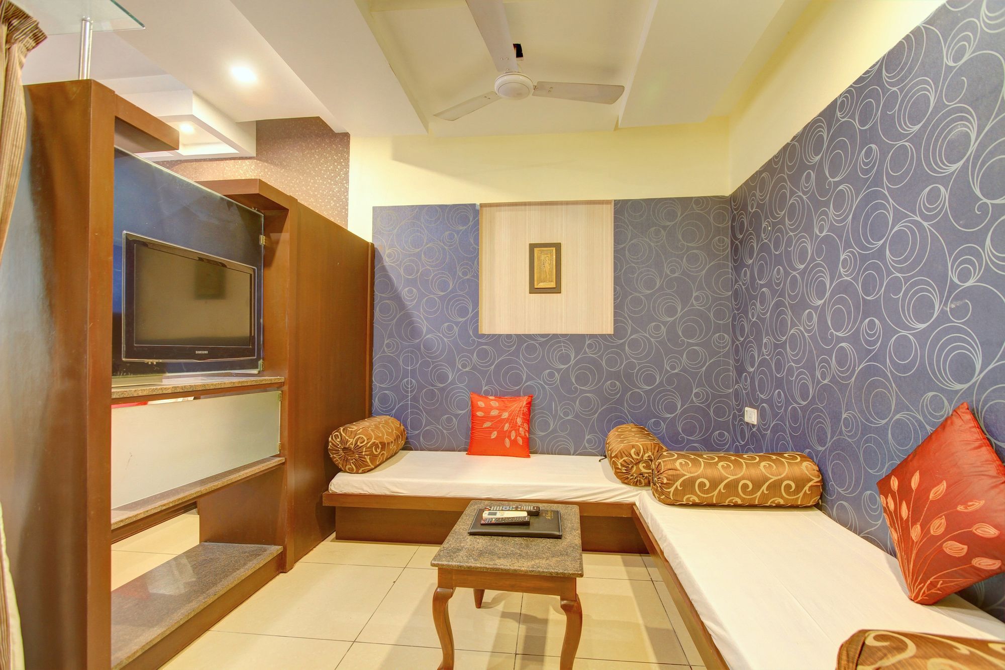 Hotel Oyo 4895 Abi Krishna Pondicherry Esterno foto