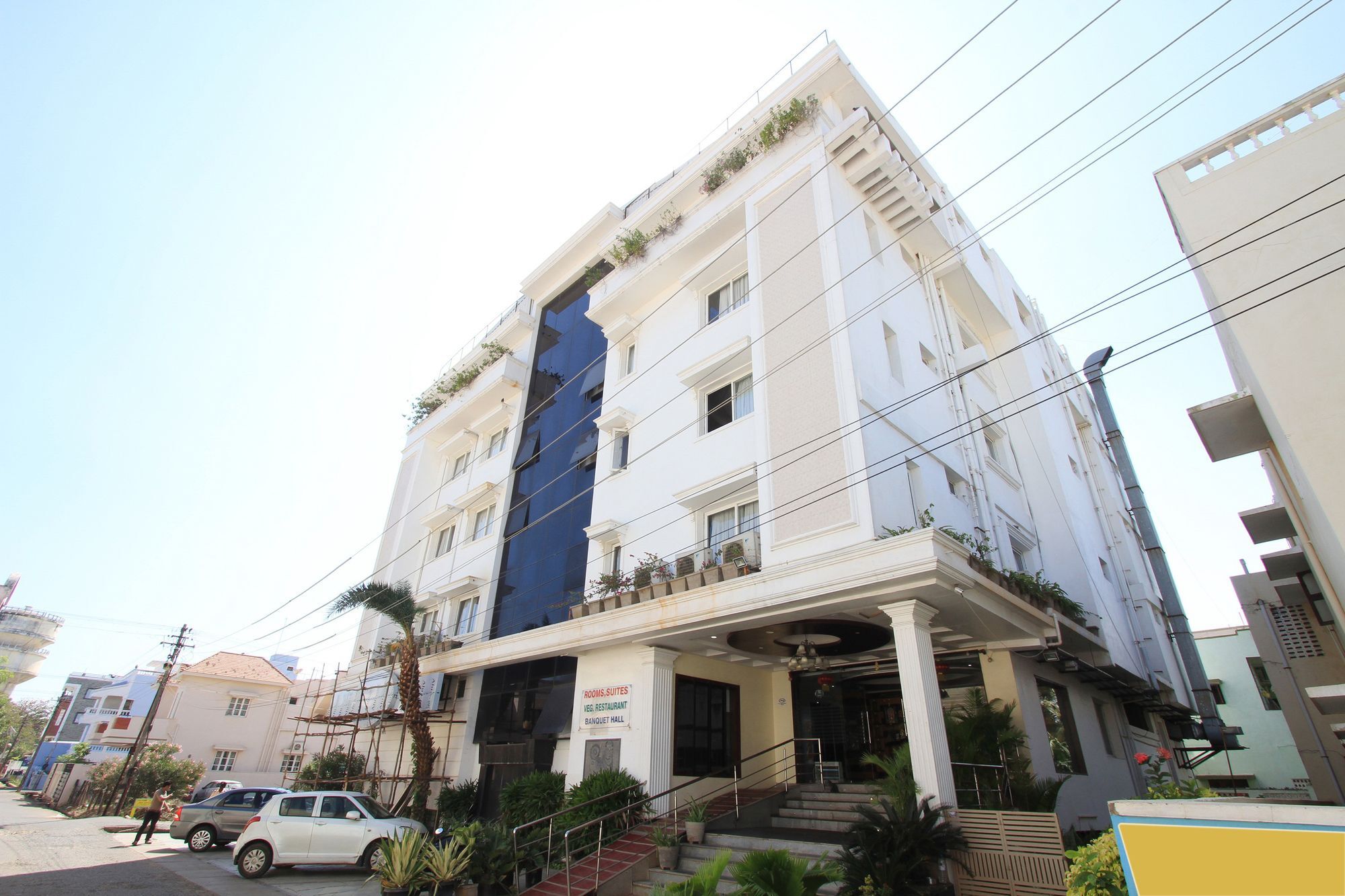 Hotel Oyo 4895 Abi Krishna Pondicherry Esterno foto